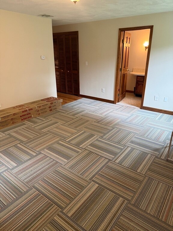 Building Photo - 465 Forest St