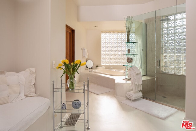 Building Photo - 57425 Palm Seco Cir