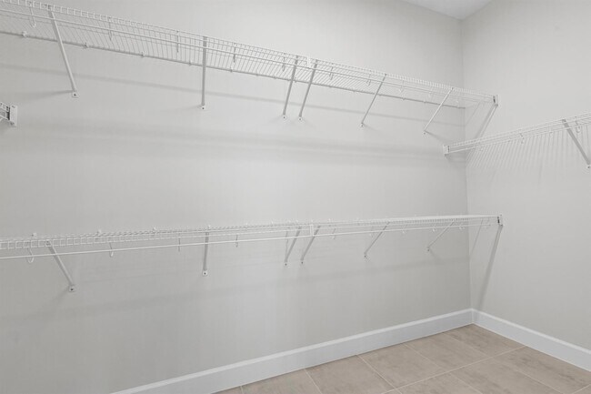 Building Photo - 14200 Lacebark