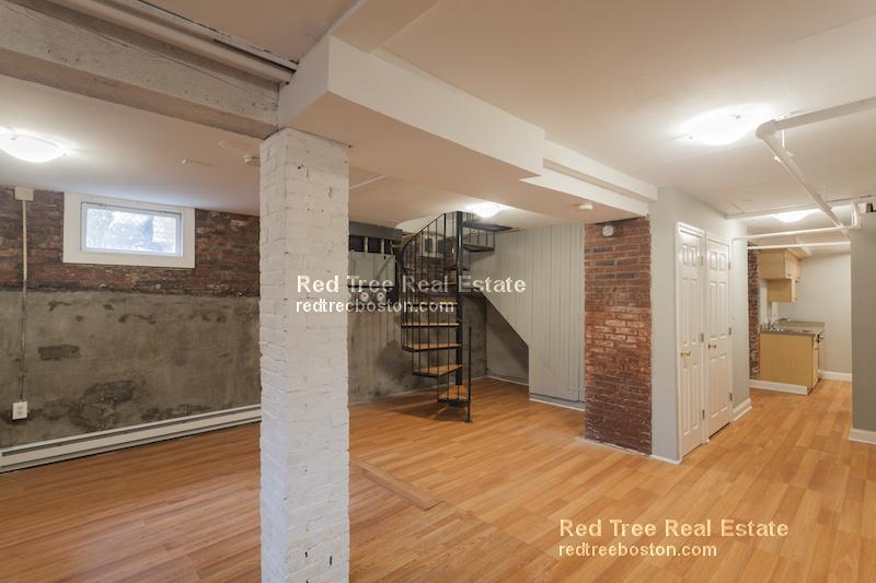 Building Photo - 38 Cherry St