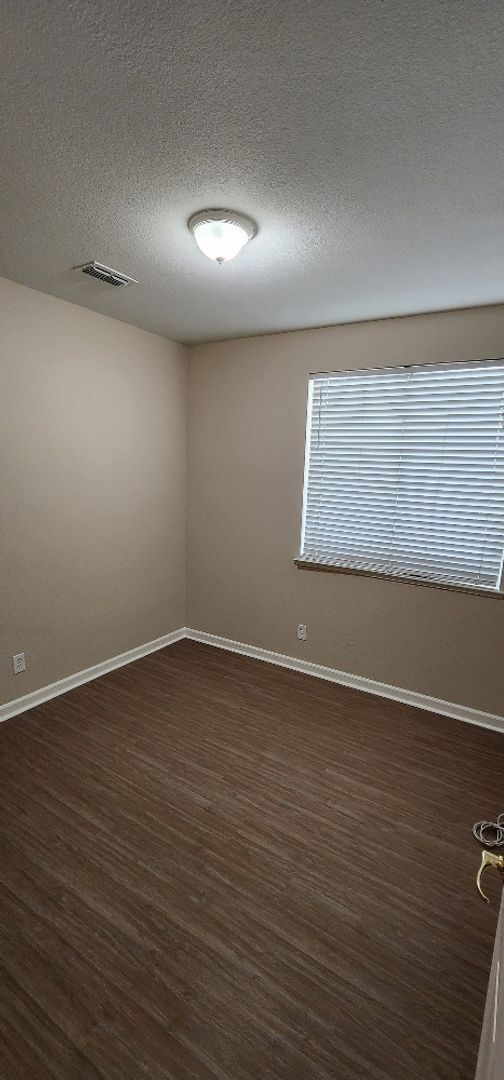 Building Photo - Beautiful Single-Story 4BR/2BA Home – Quiet Folsom Neighborhood