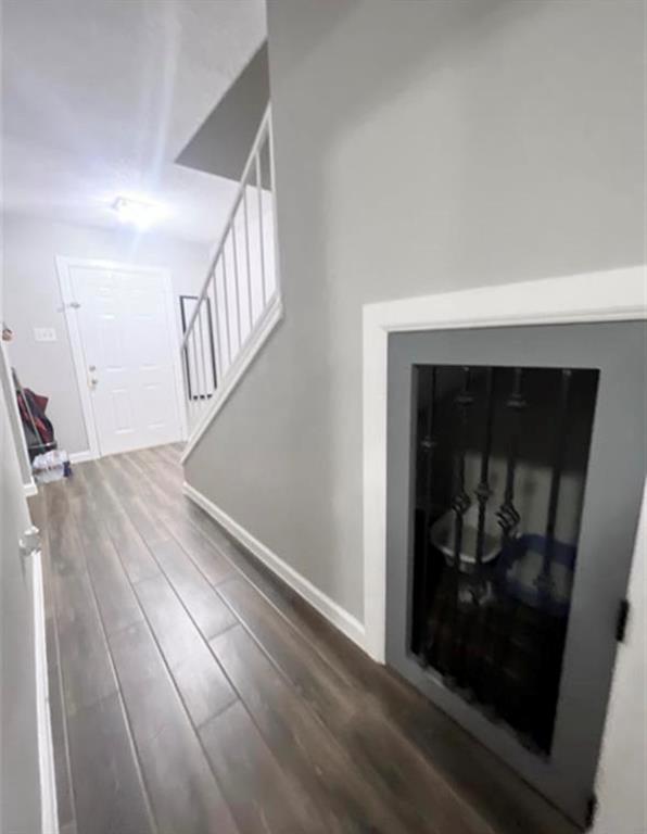 Building Photo - 2112 Greenbriar Colony Dr