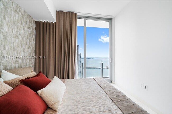 Building Photo - 300 Biscayne Blvd