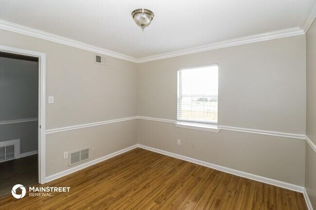 Building Photo - 10176 Fox Chase Dr
