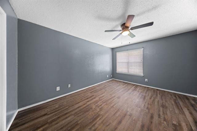 Building Photo - 5501 Stoney Glen Dr