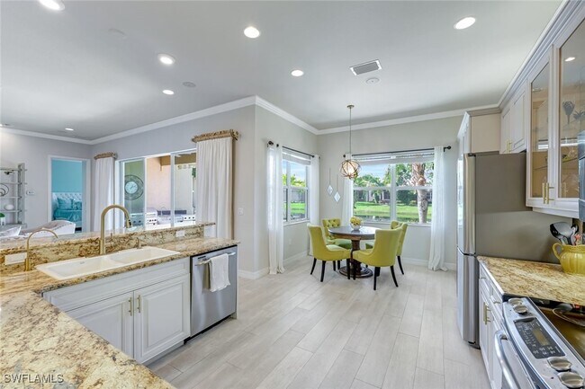 Building Photo - 6582 Monterey Point