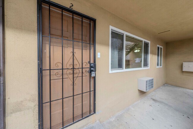 Building Photo - CORONADO