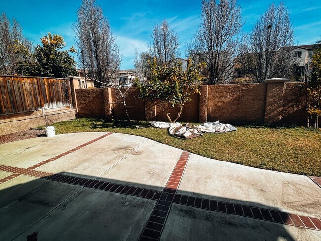 Building Photo - 2356 Cantalise Dr