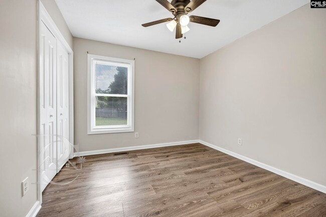 Building Photo - 232 Autumnview Ct
