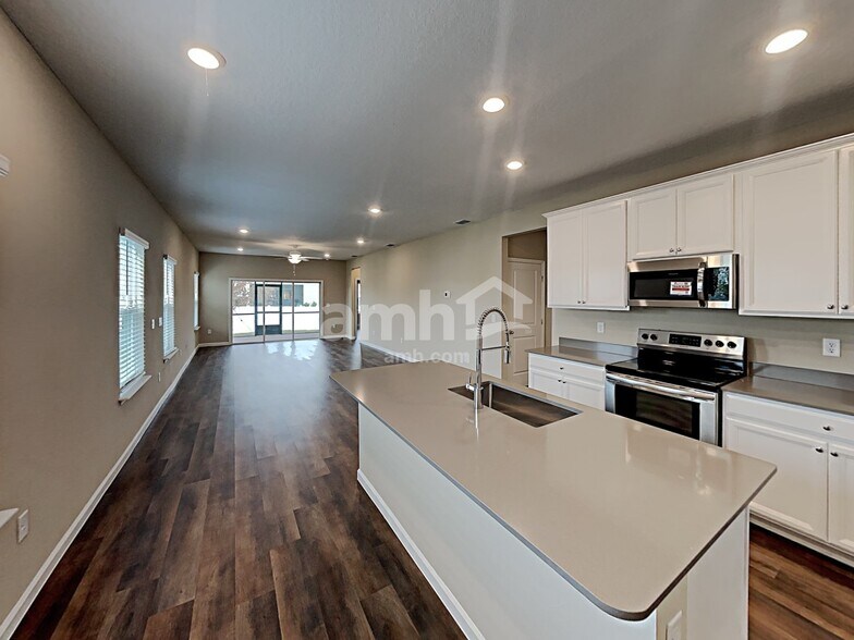 Building Photo - 179 Spruce Pt