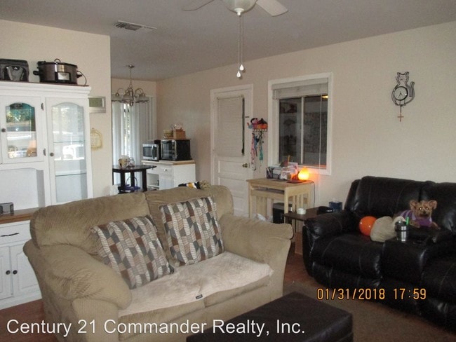 Building Photo - 3 br, 1 bath House - 2508 W 21st Street