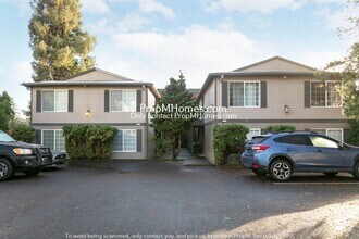 Building Photo - 5920 S Hood Ave