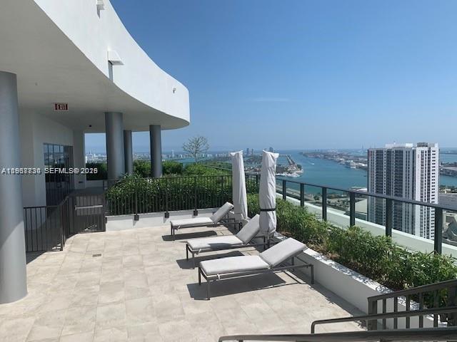 Building Photo - 1600 NE 1st Ave