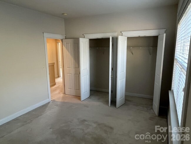 Building Photo - 3044 Parker Green Trail