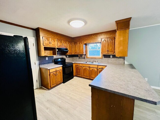 Building Photo - 200 Monsanto Rd