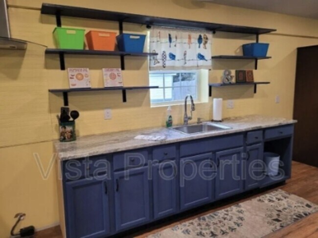 Building Photo - 40216