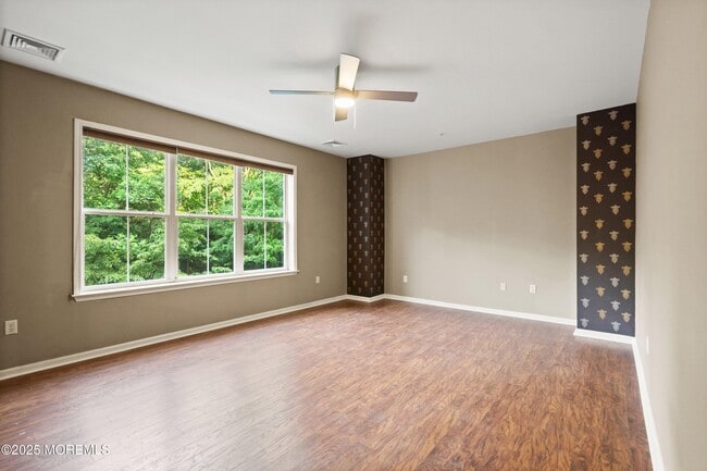 Building Photo - 414 Sloan Ct