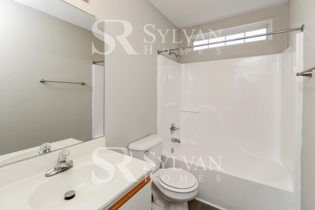 Building Photo - Adorable 3BR, 2BA Home in High Point!