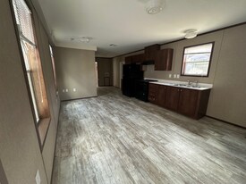 Building Photo - 117 Farrell Ln