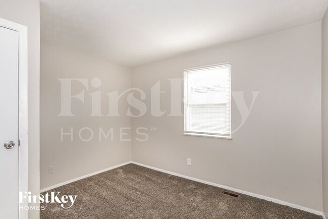 Building Photo - 11849 Hamden Dr