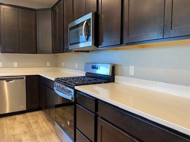 Building Photo - 4830 Halsley Ct