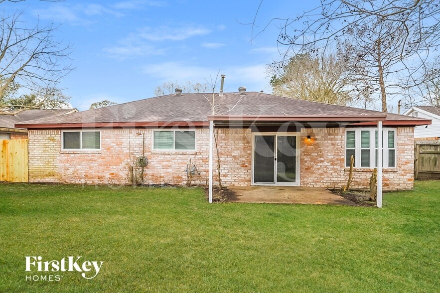 Building Photo - 10819 Sagewind Dr