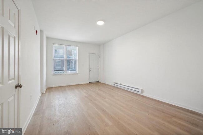 Primary Photo - 1612 N 30th St