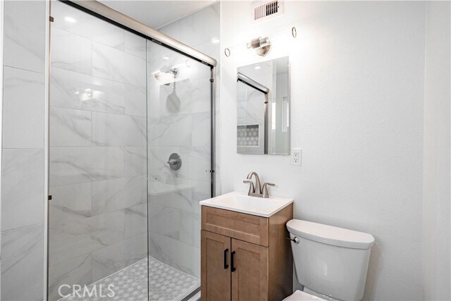 Building Photo - 419 E Payson St