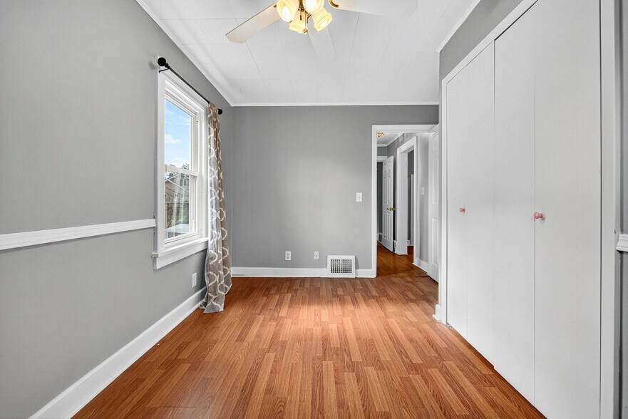 Second Bedroom on Main Floor - 4429 S Hills Dr