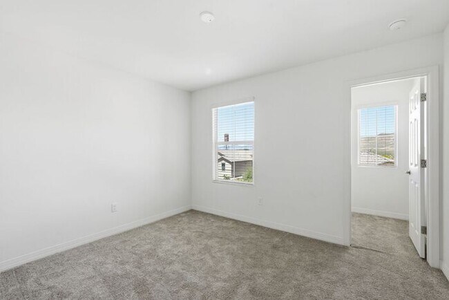 Building Photo - 13184 E Apex Mine Wy