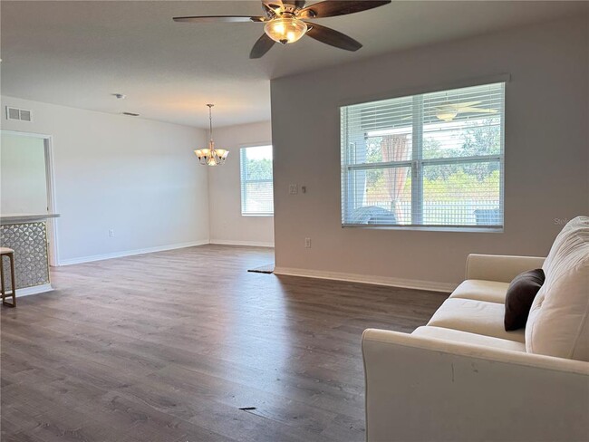 Building Photo - 3197 Royal Tern Dr