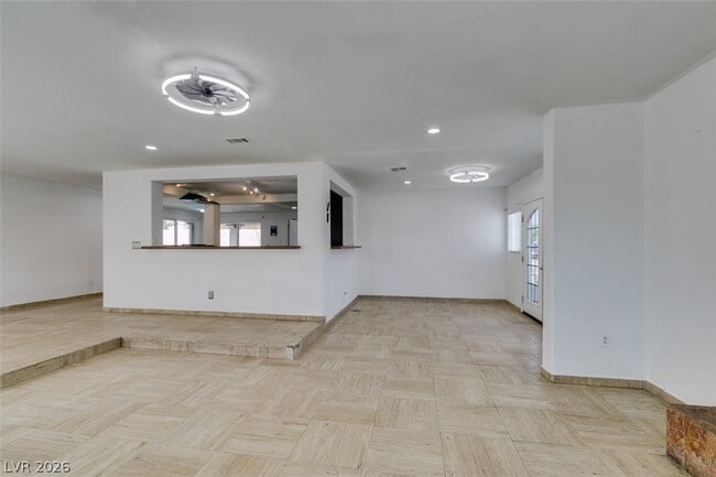 Building Photo - 3713 San Joaquin Ave