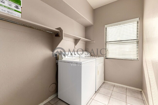 Building Photo - 3761 S Waterfront Dr