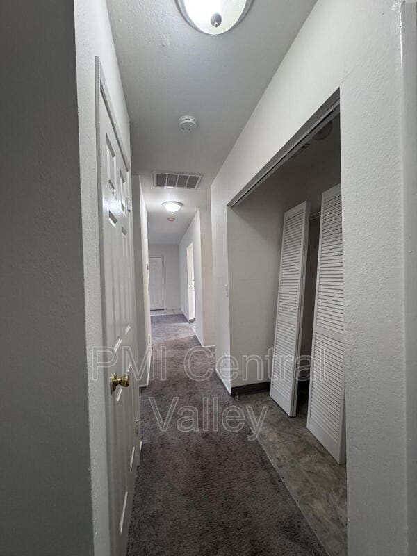 Building Photo - 136 E Stadium Dr