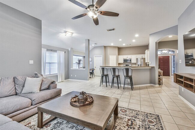 Building Photo - 4214 Maidenhead Dr