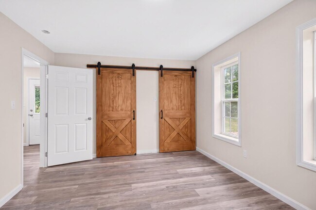 Building Photo - 2839 Black Oak Rd