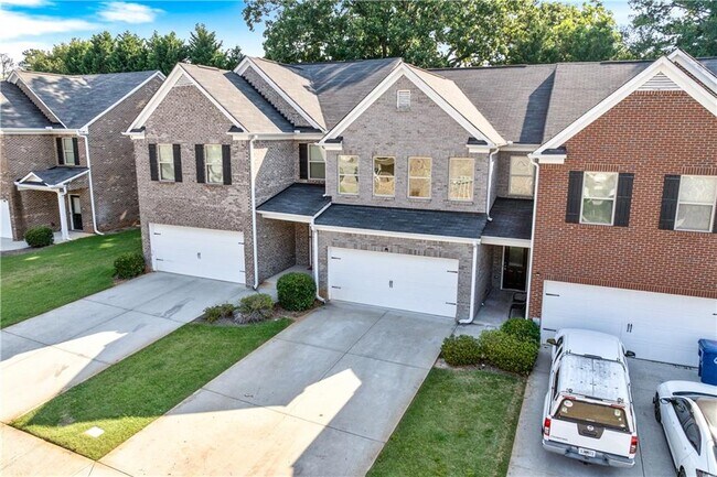 Building Photo - 204 Britt Dr