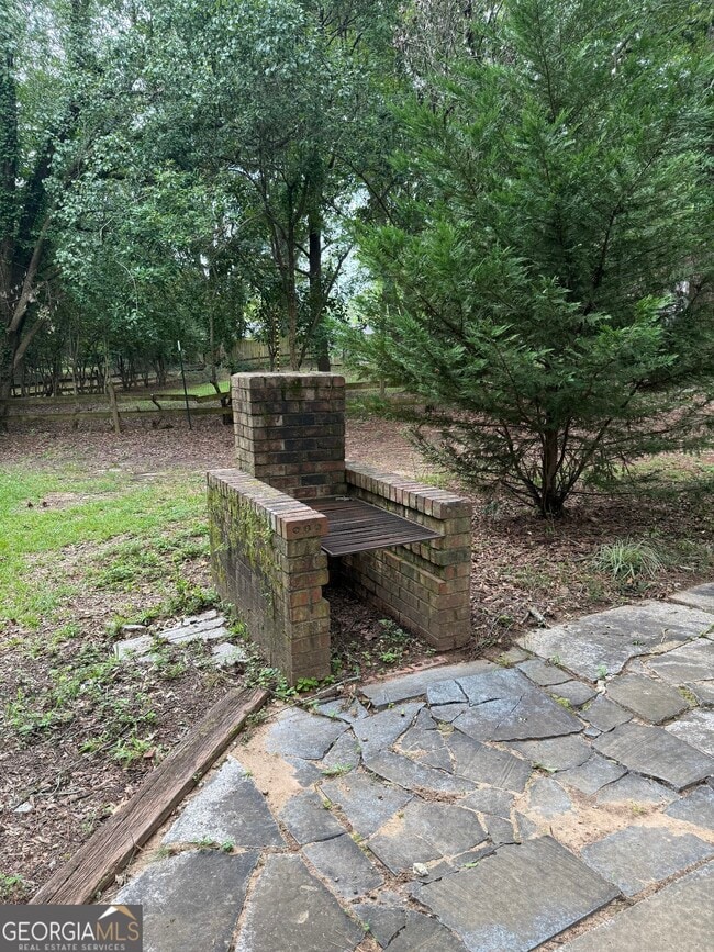 Building Photo - 185 Landor Dr