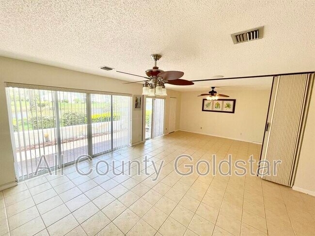 Building Photo - 437 Wexford Cir
