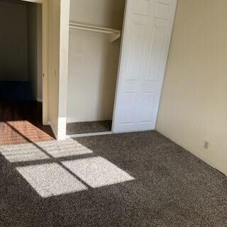 Building Photo - 8716 Ildica St