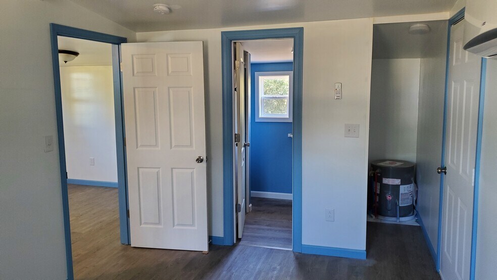 Building Photo - 390 Cottage Home Rd