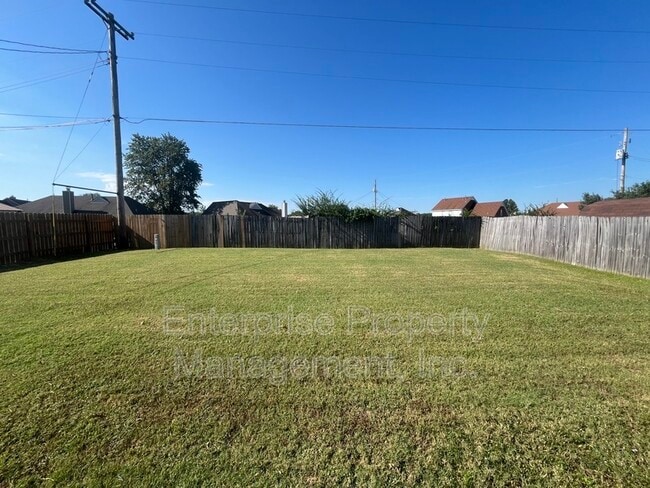 Building Photo - 3931 Long Creek Rd