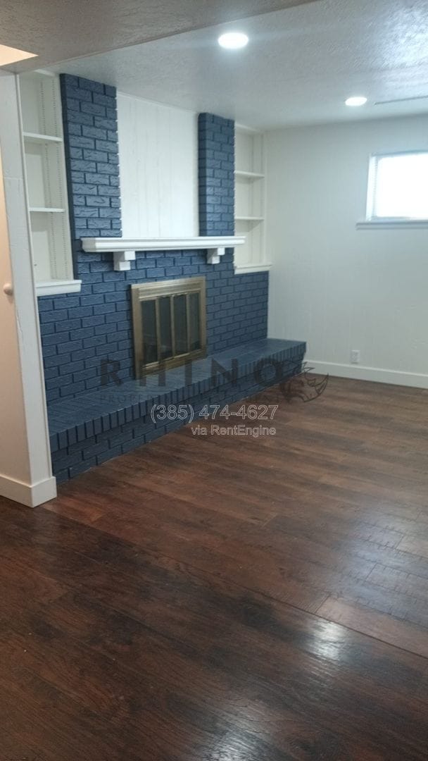 Building Photo - 983 E Dry Gulch Cir