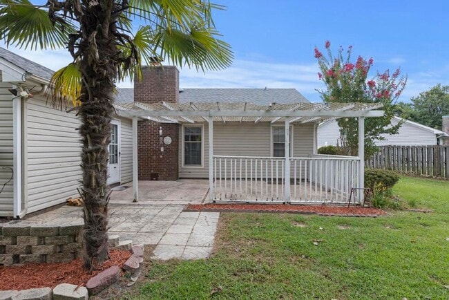 Building Photo - Cul-de-Sac Homesite! Tons of Room!