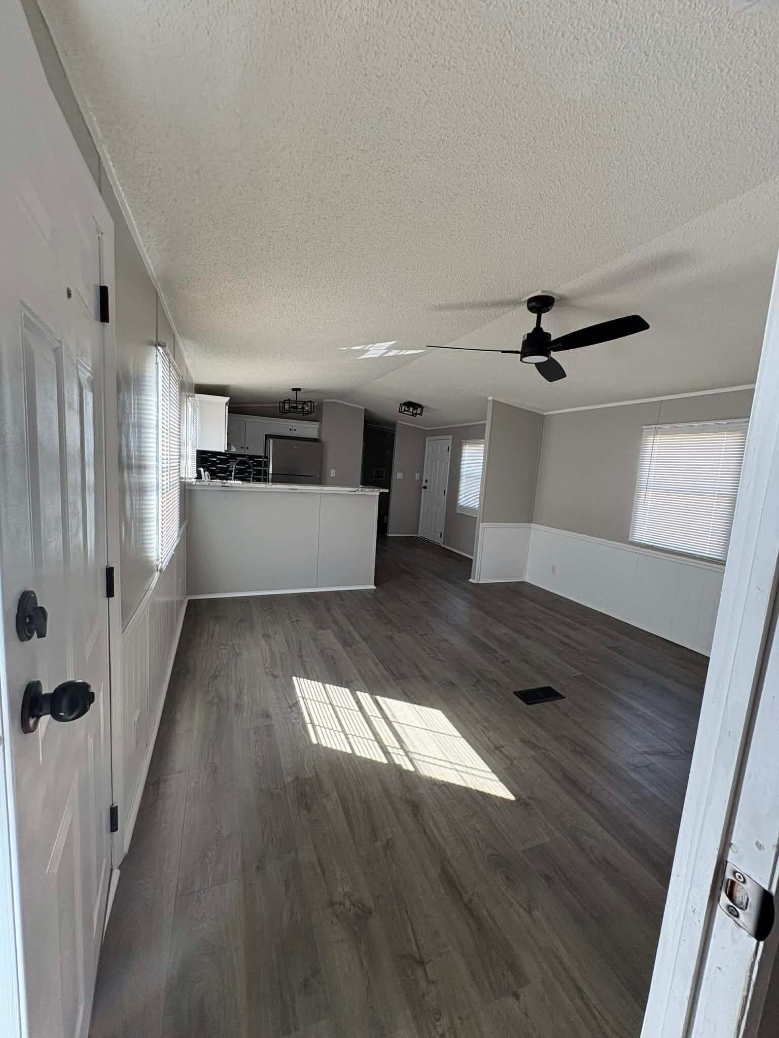 Building Photo - 129 Madison St SW