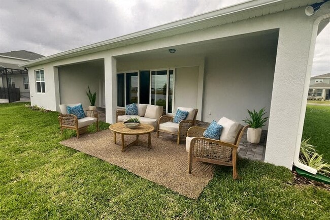 Building Photo - 6735 Willow View Ave