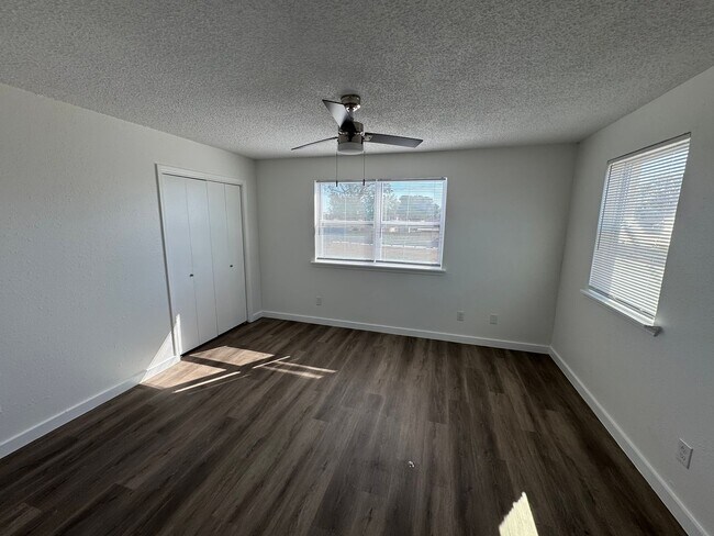 Building Photo - 2105 Giuffrias Ave