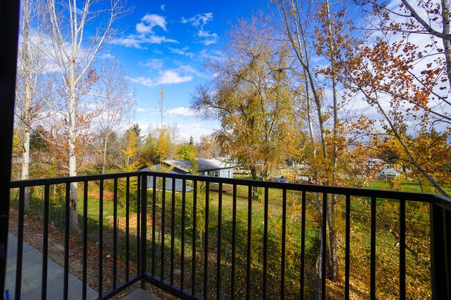 Building Photo - 4614 N Iota Ln