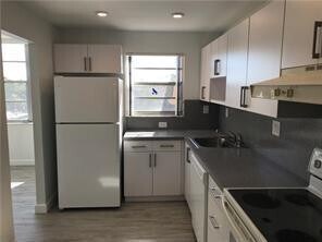 Building Photo - 2761 Taft St