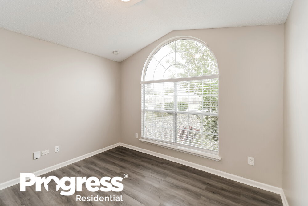 Building Photo - 3664 Arava Dr